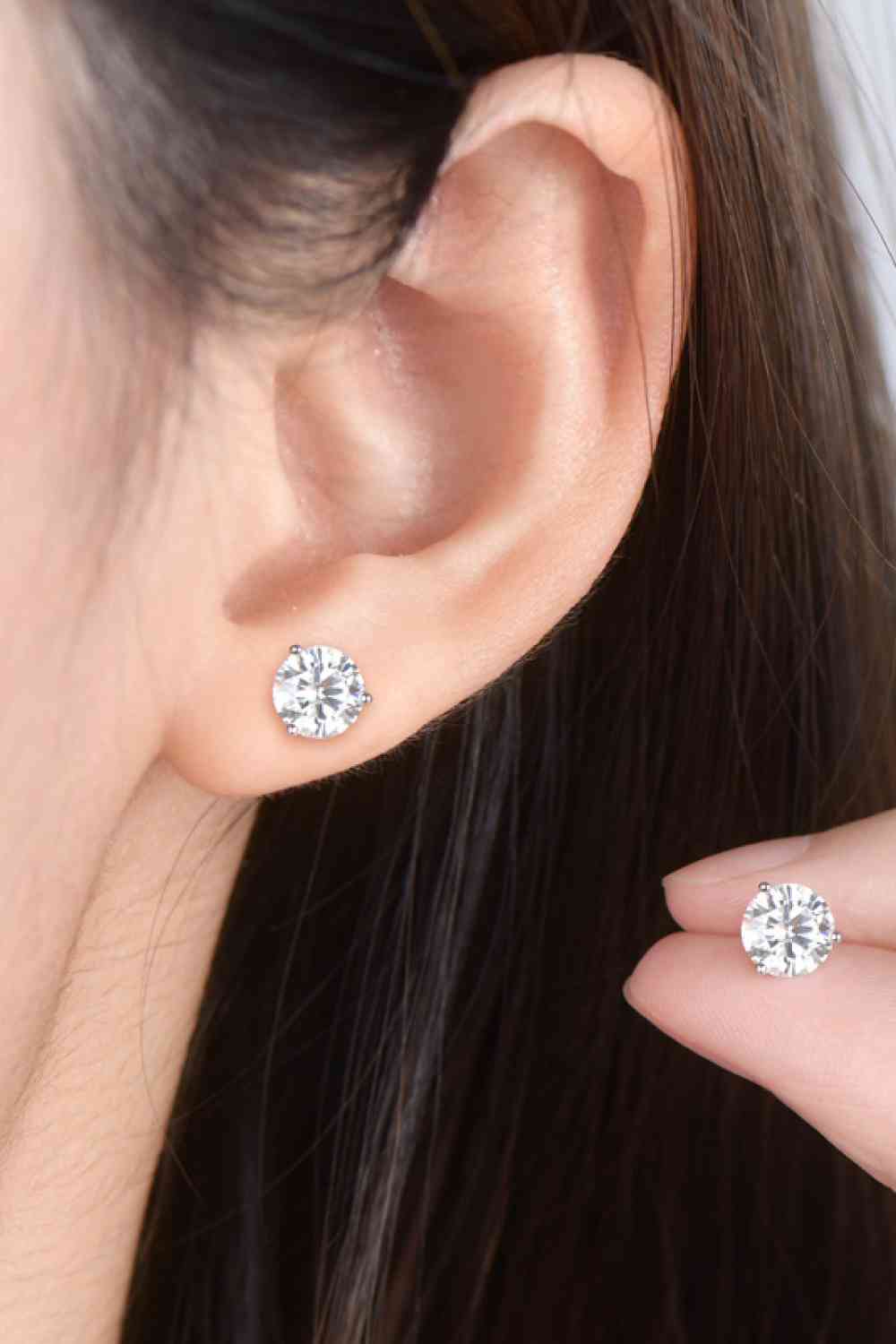 Classic Sterling Silver Stud Earrings (2 Carats)