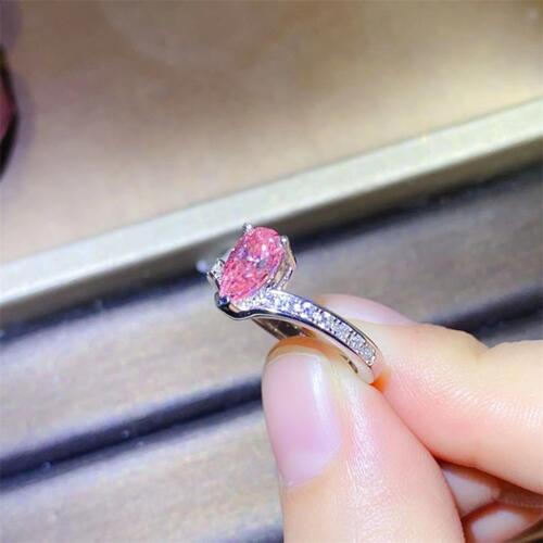 Pink Raindrop Ring (1 Carat)